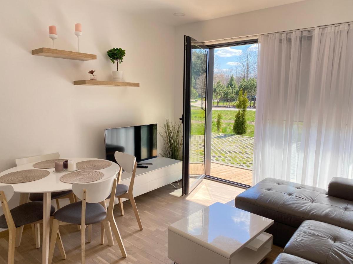 Smilciu Trio Keturvieciai Apartamentai Su Terasa Palanga Dış mekan fotoğraf